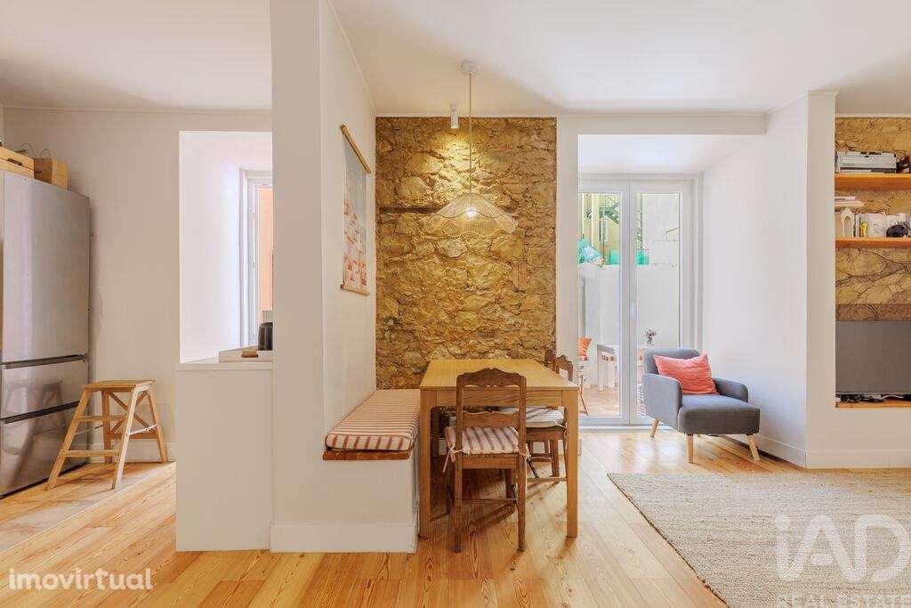 Apartamento T3 em Campo de Ourique de 100 m2 - Grande imagem: 3/38