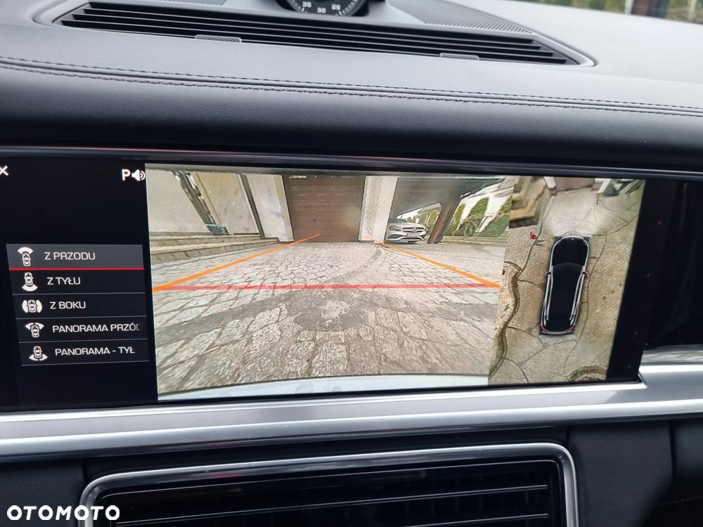 Porsche Panamera 4S Executive - 19