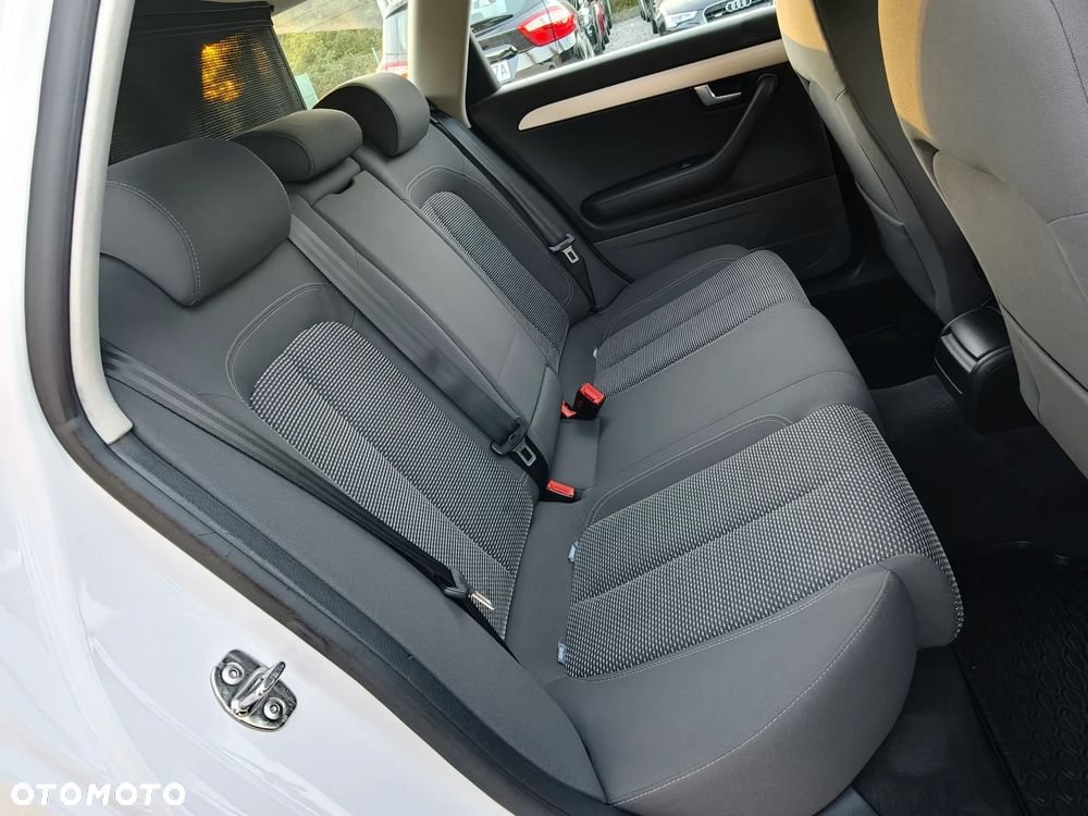 Seat Exeo 2.0 TDI CR Sport - 24