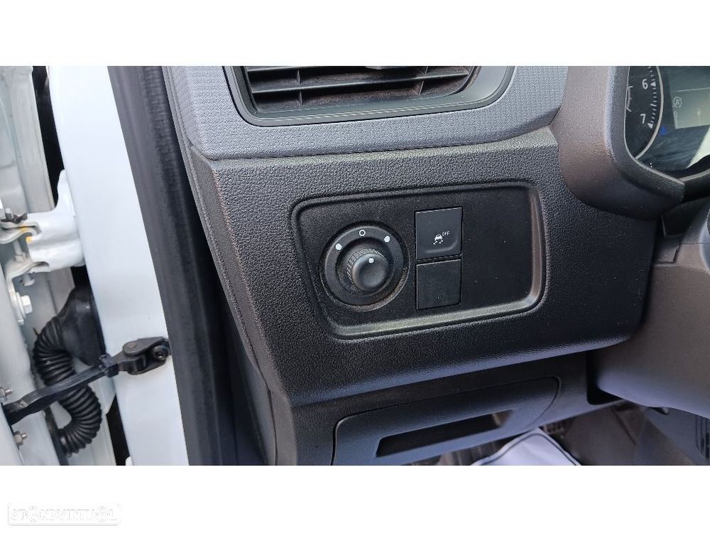 Renault Express Van Diesel 21- 1.5 BLUE DCI ADVANCE - 11