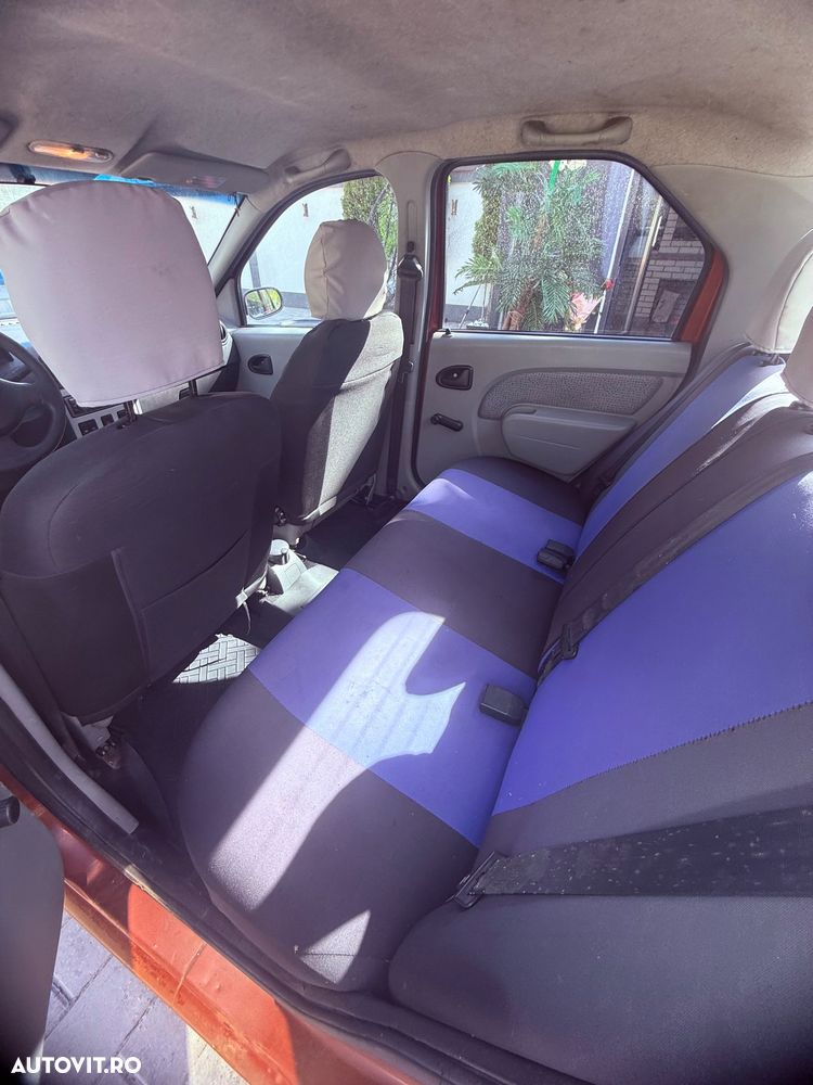 Dacia Logan 1.6 MPI Laureate - 5