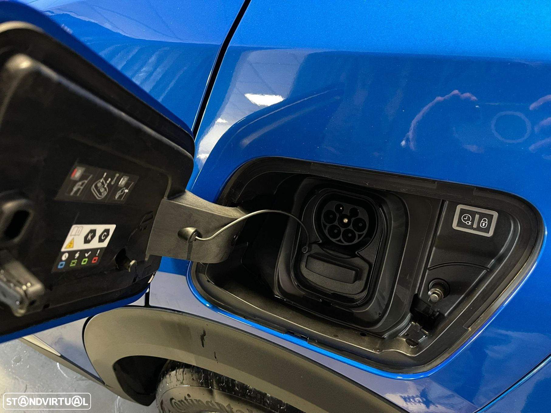 Peugeot e-2008 50 kWh GT Pack - 33