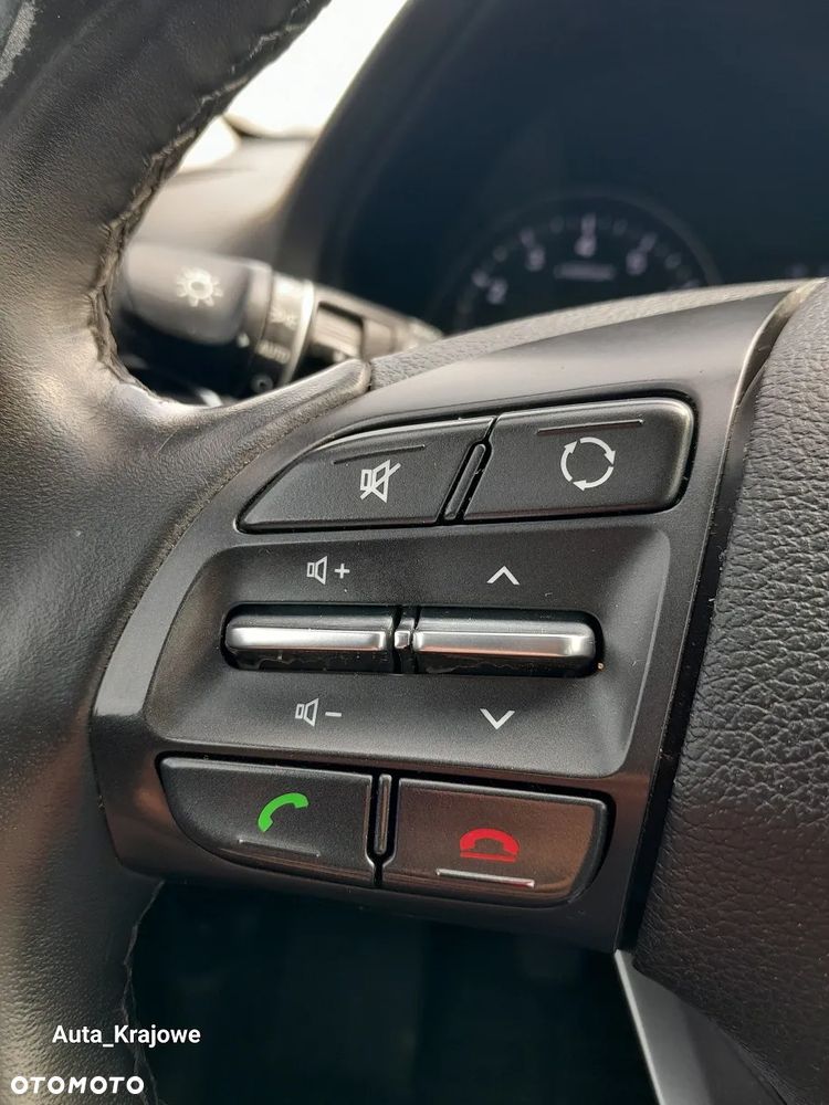 Hyundai i30 1.4 Classic + - 17