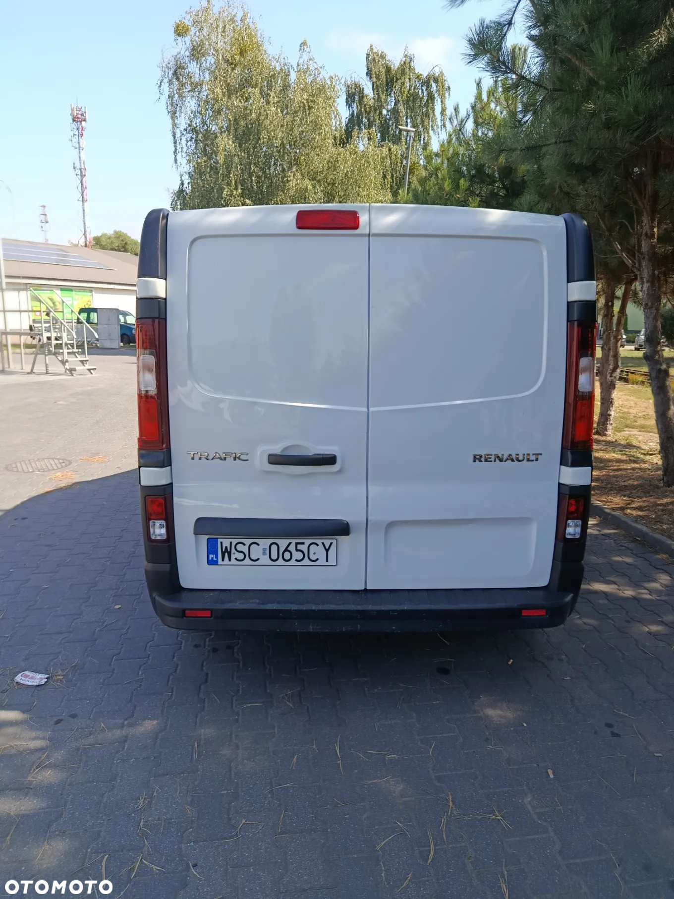 Renault Trafic - 13