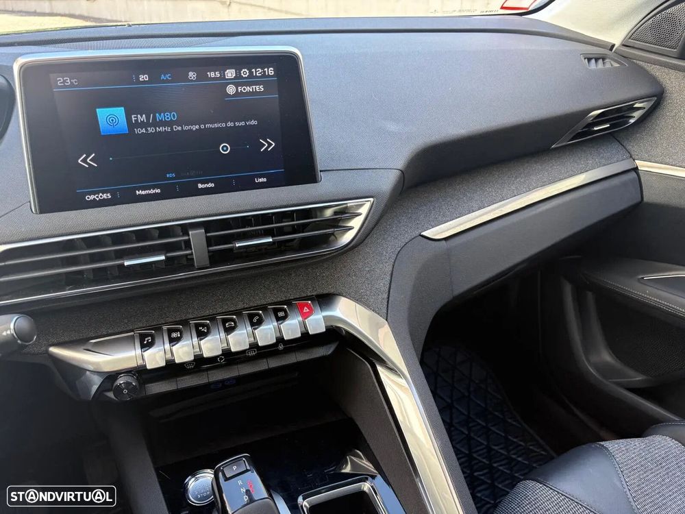 Peugeot 3008 1.2 PureTech Allure EAT8 - 51