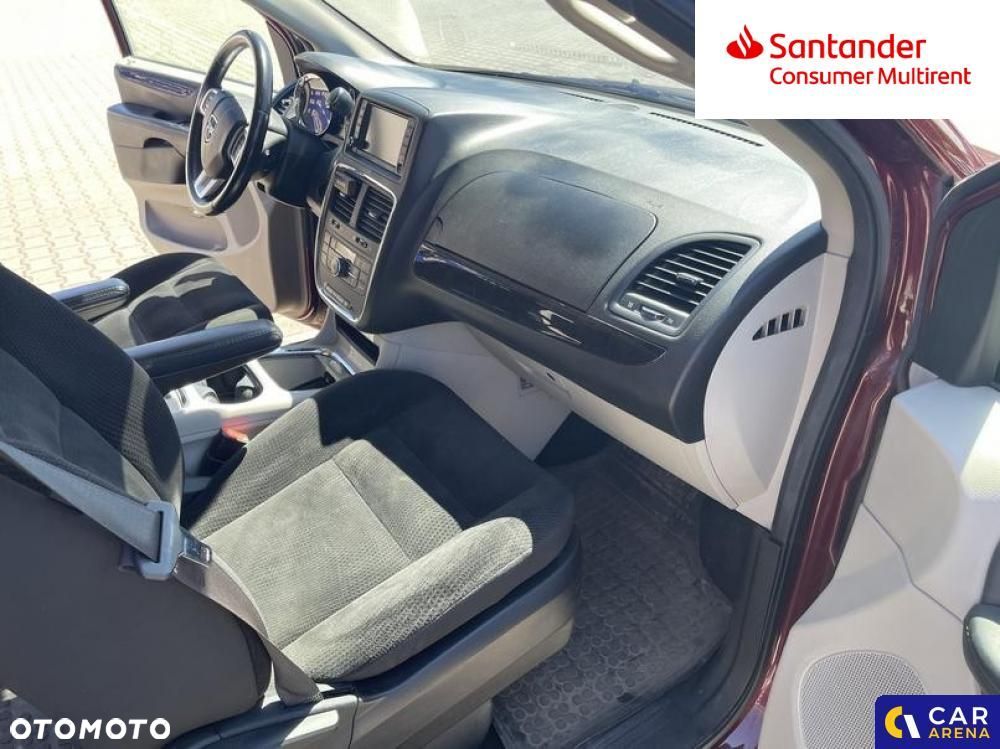 Dodge Grand Caravan - 22