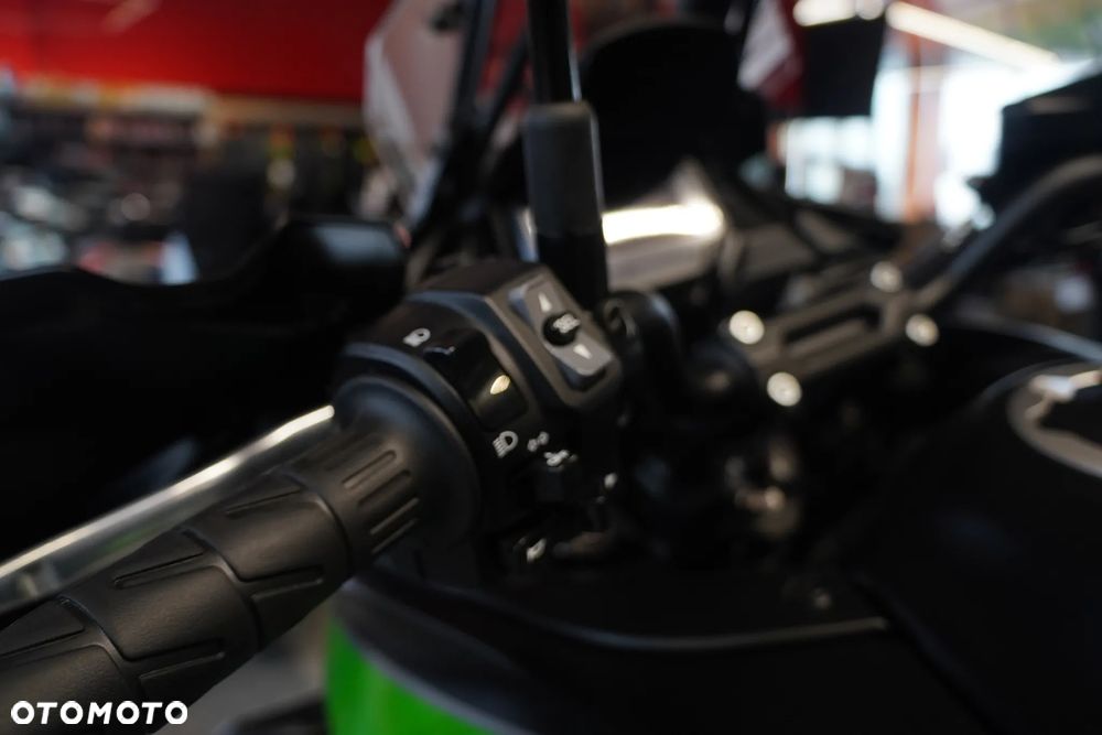 Kawasaki Versys 650 - 13