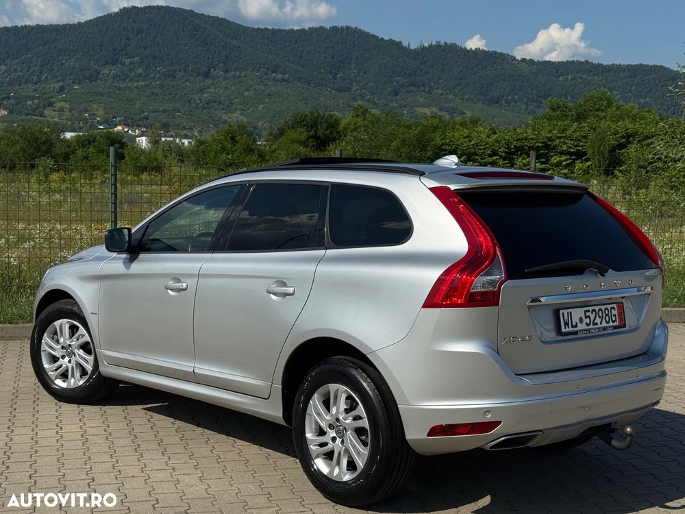 Volvo XC 60 D4AWD Kinetic - 4