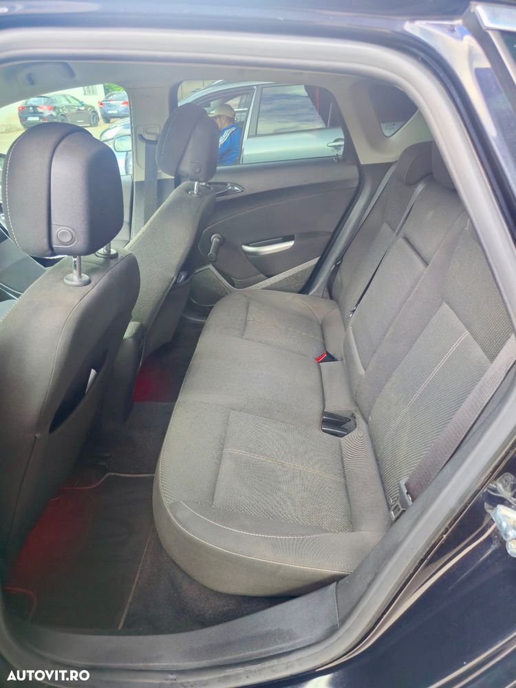 Opel Astra - 18