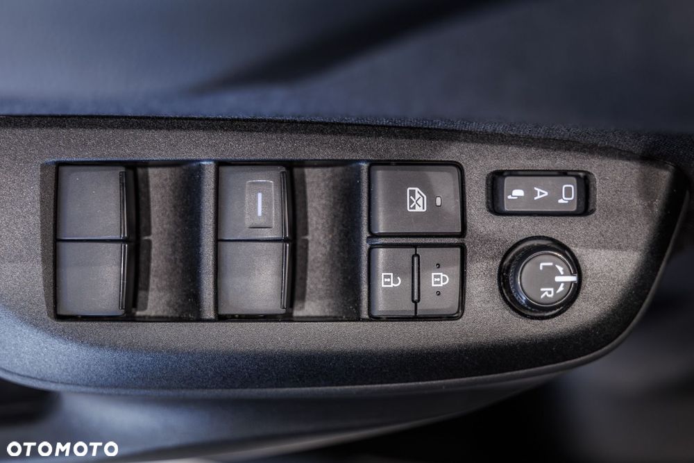 Toyota Yaris Cross Hybrid 1.5 GR Sport - 17