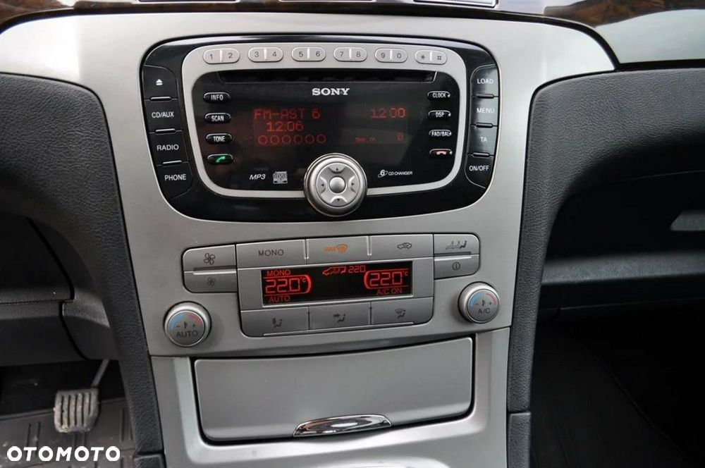 Ford Galaxy 2.0 TDCi Platinium X (Titanium) - 23