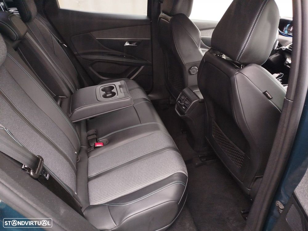 Peugeot 3008 1.6 Hybrid Allure Pack e-EAT8 - 27