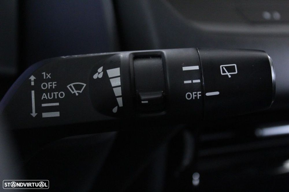 Nissan Qashqai 1.3 DIG-T N-Connecta LED Xtronic - 25