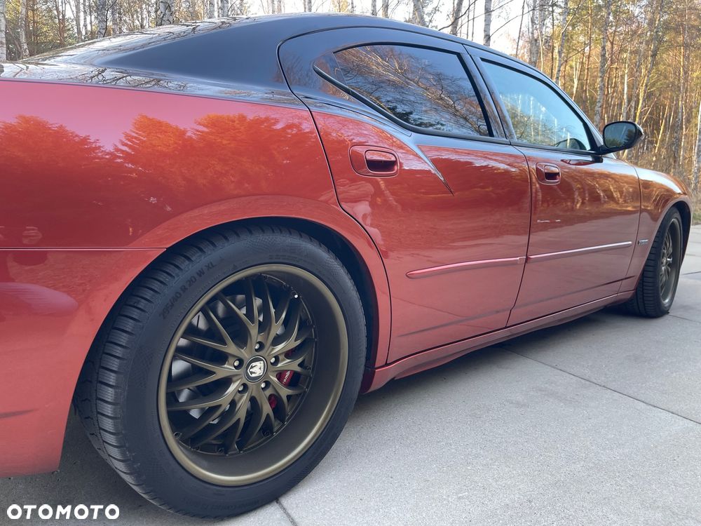 Dodge Charger 5.7 V8 RT - 18