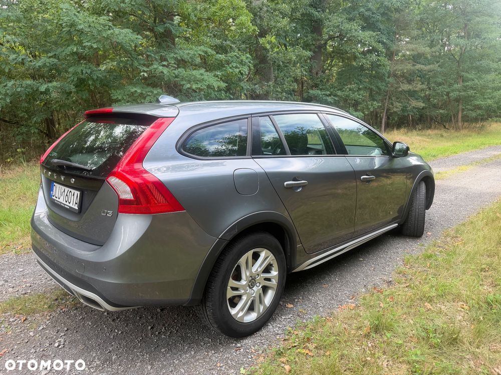 Volvo V60 Cross Country D3 Drive-E Momentum - 7