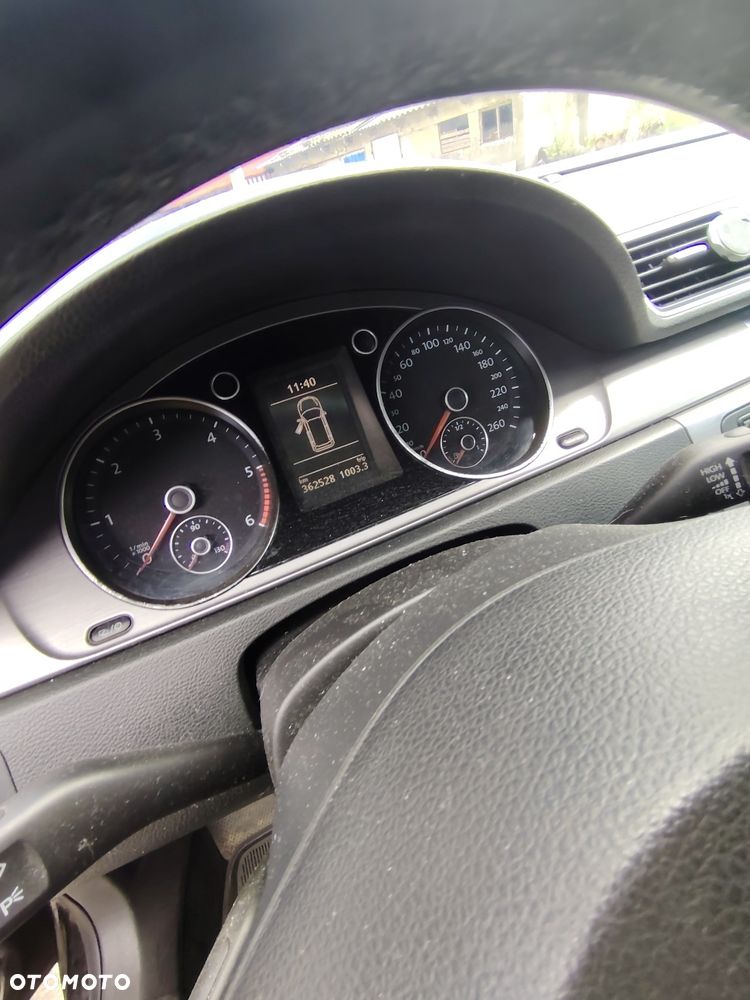 Volkswagen Passat - 7