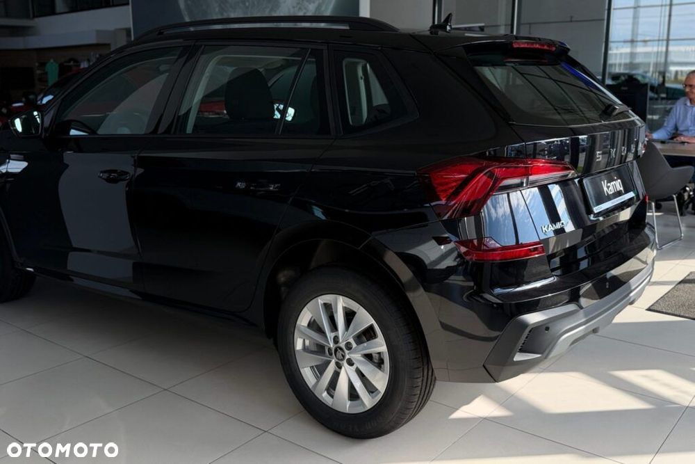Skoda Kamiq 1.0 TSI Drive - 8