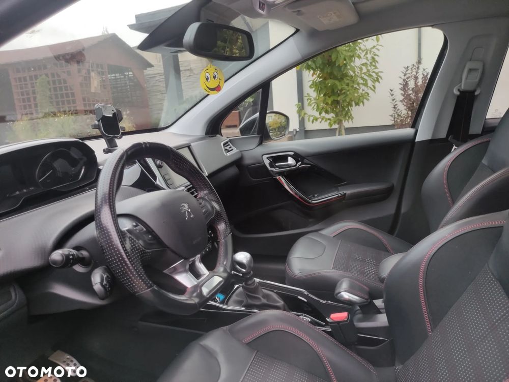 Peugeot 2008 - 5