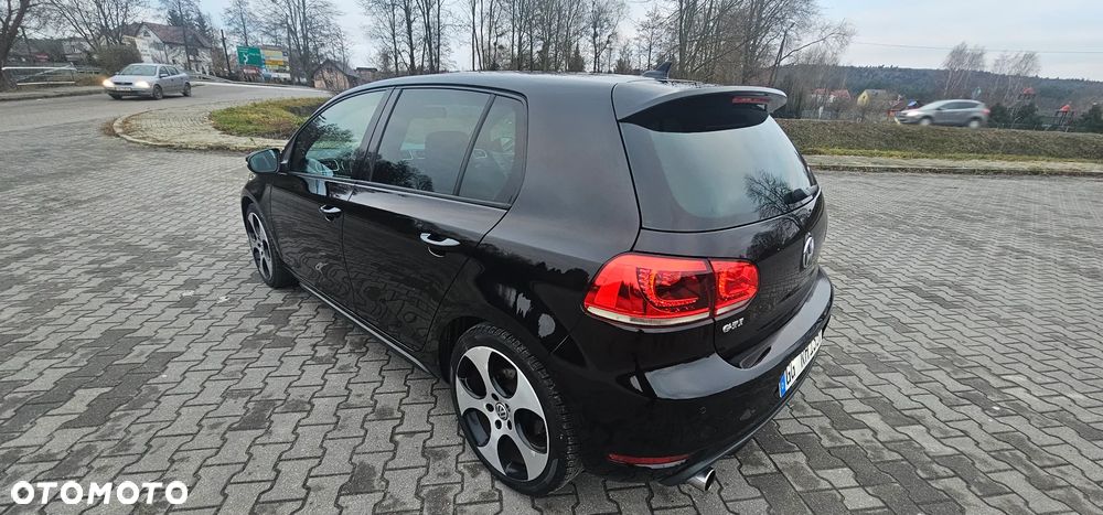 Volkswagen Golf 2.0 GTI DSG - 21