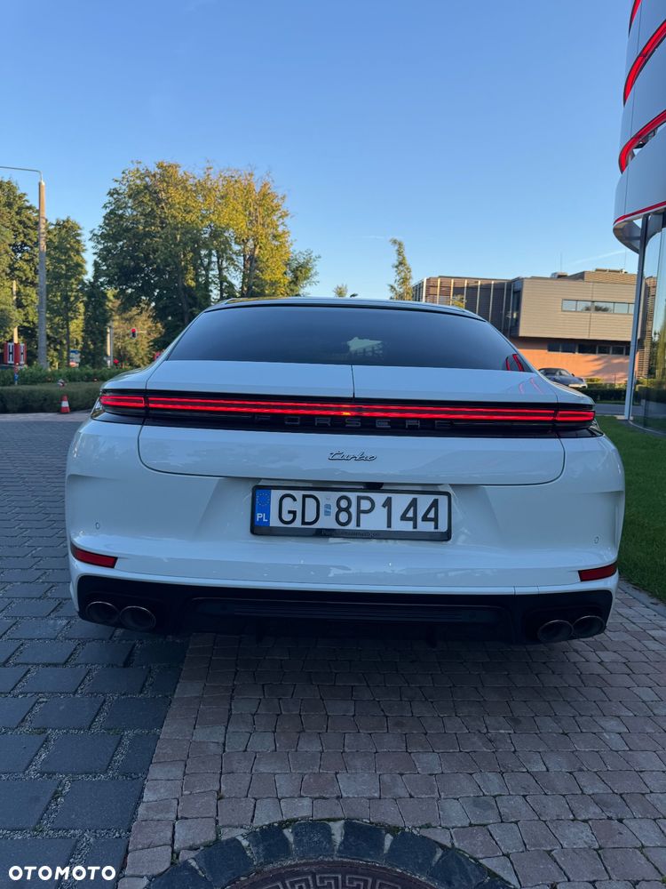 Porsche Panamera Turbo E-Hybrid PHEV - 10