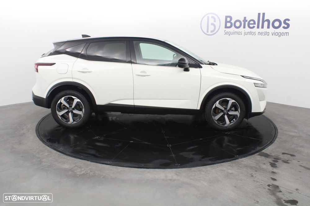 Nissan Qashqai 1.3 DIG-T N-Connecta - 8