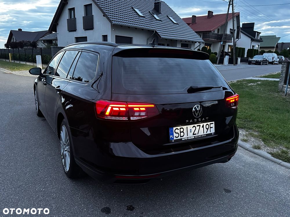 Volkswagen Passat - 13