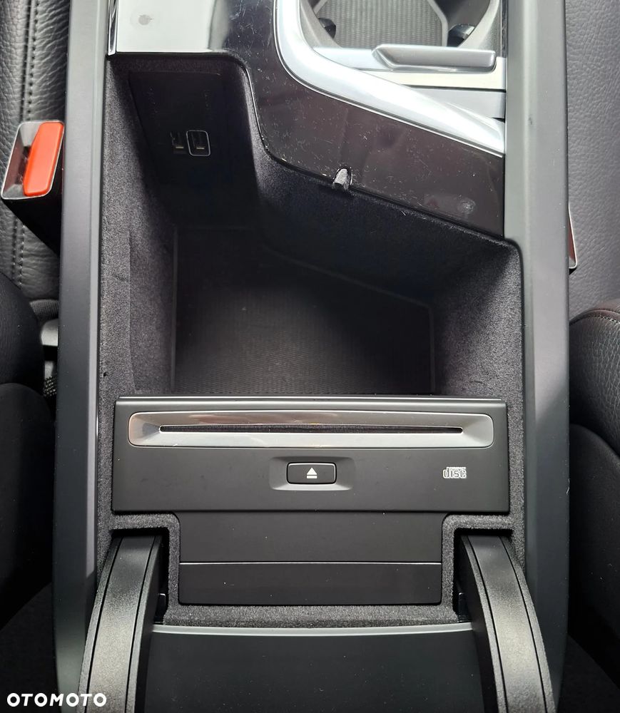 Volvo XC 90 D5 AWD Inscription 7os - 29