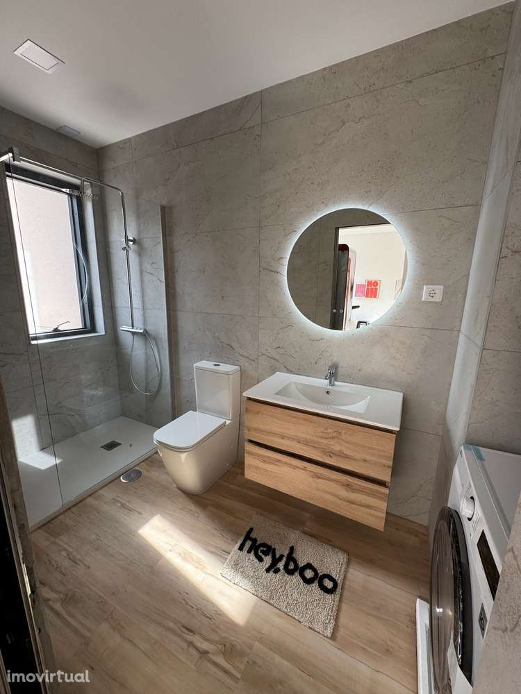 Charmoso T1 equipado e mobilado - Grande imagem: 5/9