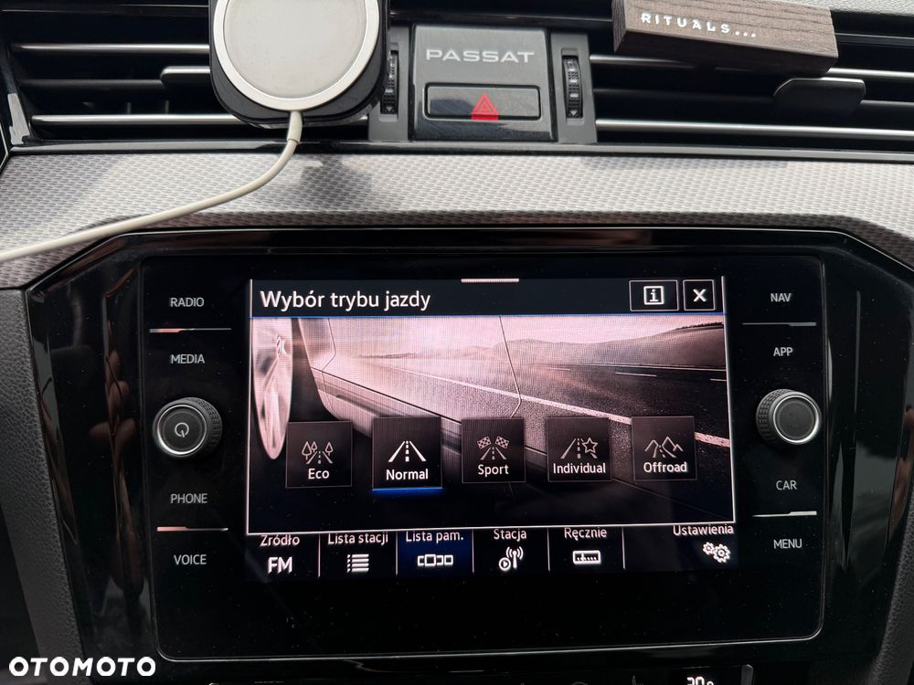 Volkswagen Passat Alltrack 2.0 TDI SCR 4Mot DSG7 - 13