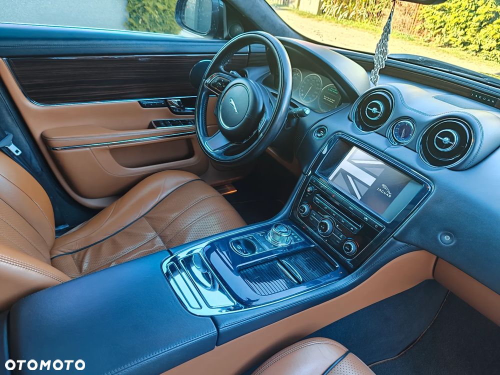 Jaguar XJ 3.0 D V6 Portfolio - 21
