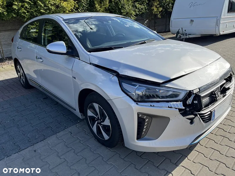 Hyundai IONIQ - 6