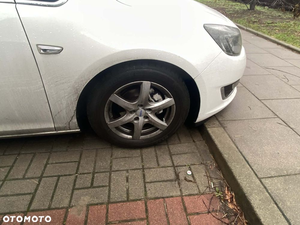 Opel Astra 1.4 Turbo Cosmo - 20