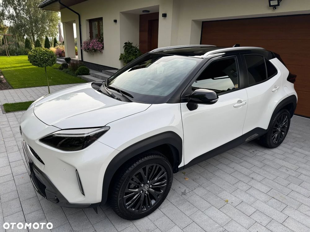 Toyota Yaris Cross Hybrid 1.5 Executive - 11