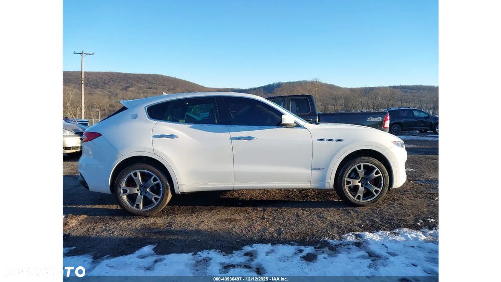Maserati Levante - 4