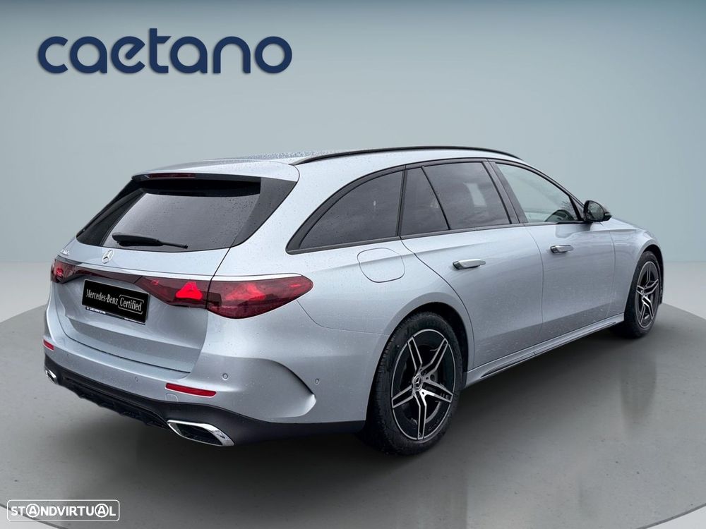 Mercedes-Benz E 300 - 5