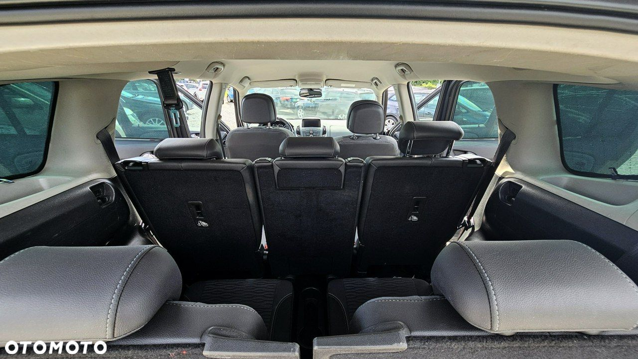 Opel Zafira - 23