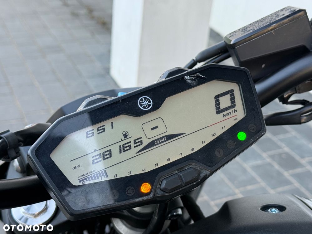 Yamaha MT - 8