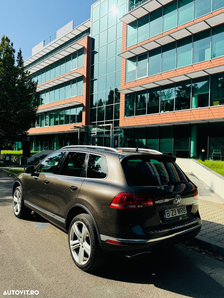 Volkswagen Touareg V6 TDI BMT Supreme Plus - 3
