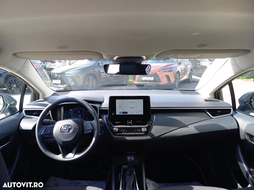 Toyota Corolla 1.8 HSD Eco - 14