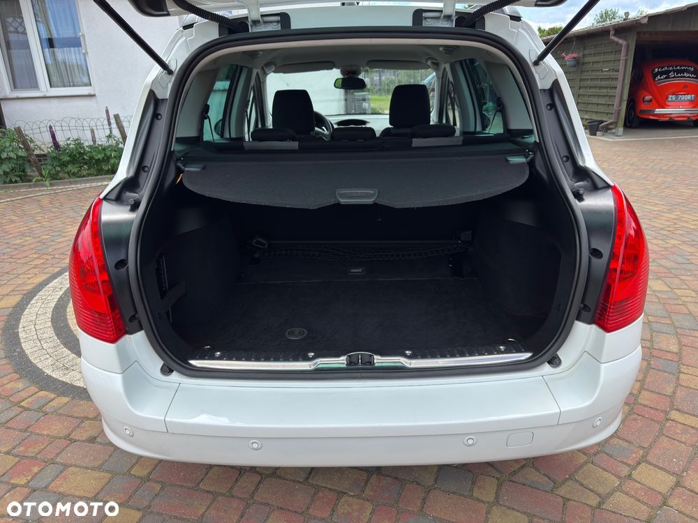 Peugeot 308 - 17