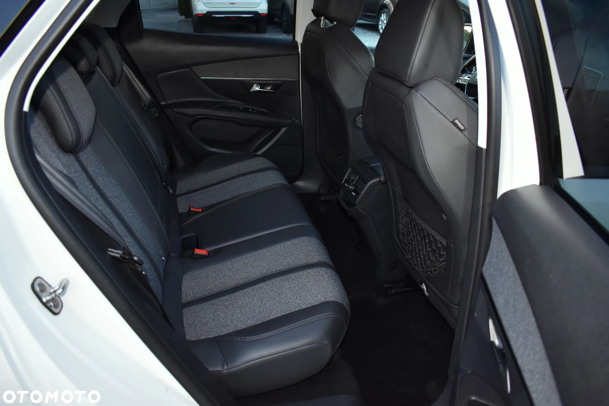 Peugeot 3008 HDi FAP 150 Allure - 37