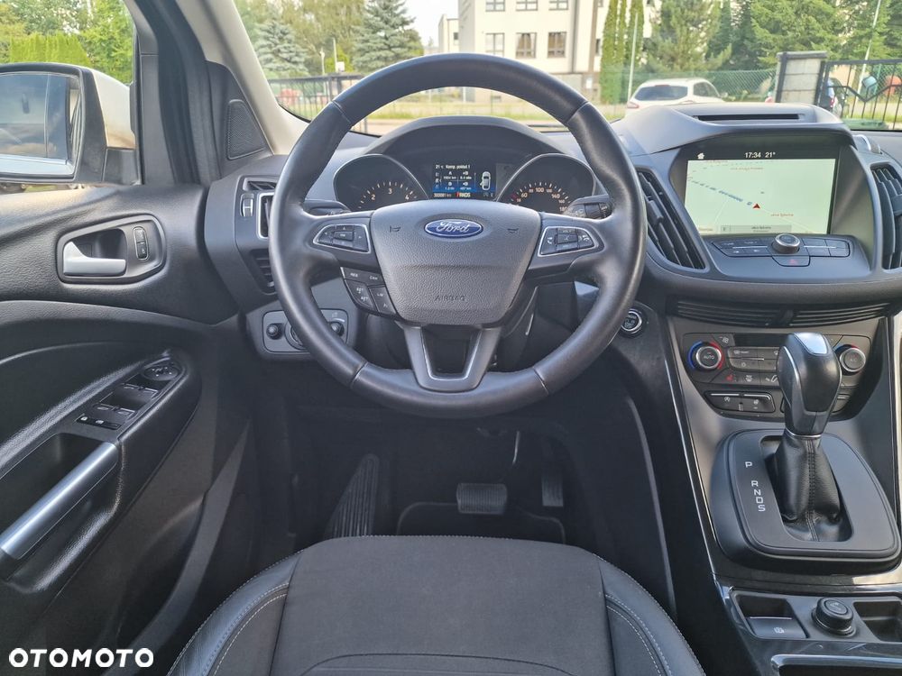 Ford Kuga 2.0 TDCi 2x4 Titanium - 27