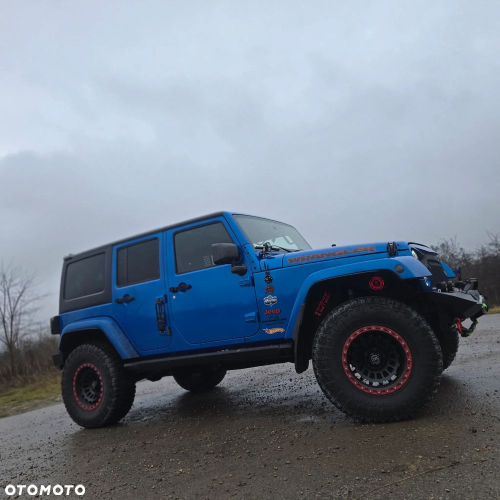 Jeep Wrangler 3.6 Unlim Sahara - 3
