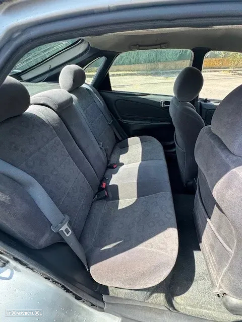 Toyota Corolla L/B 1.4 Sol AC - 16