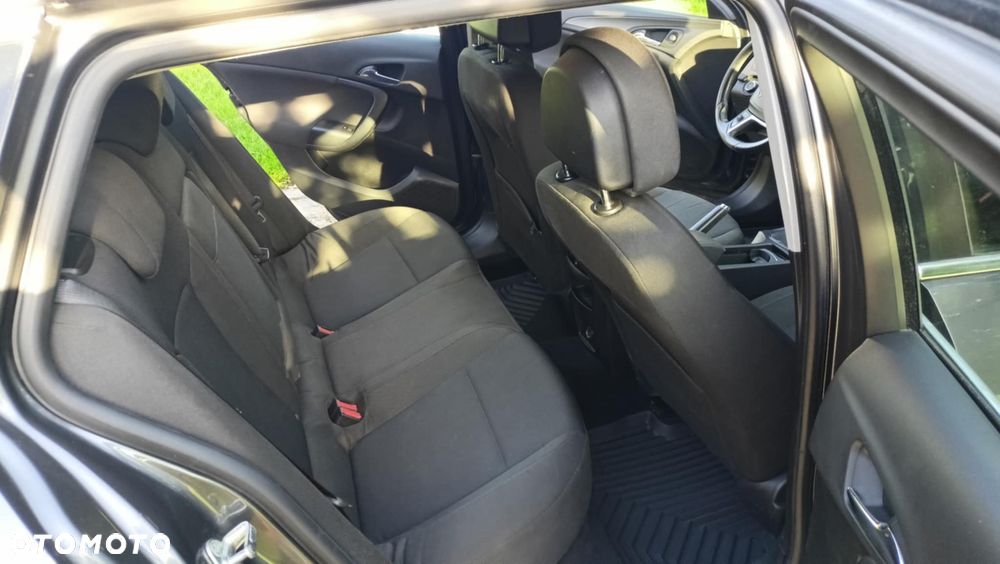 Opel Insignia 1.6 Turbo - 6