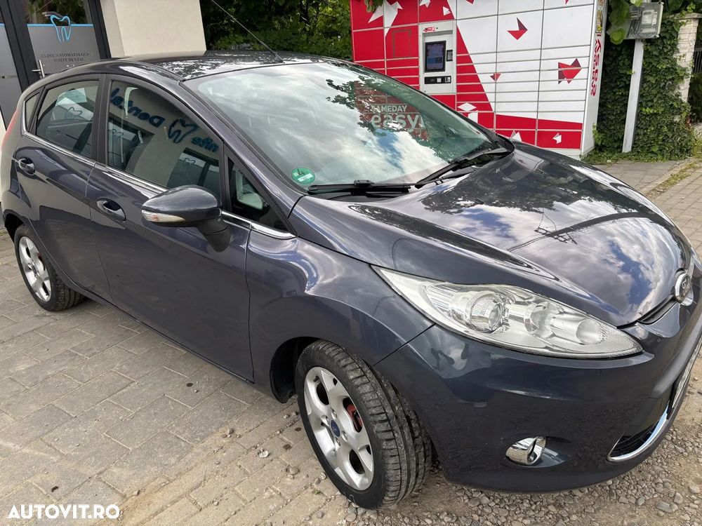 Ford Fiesta - 2