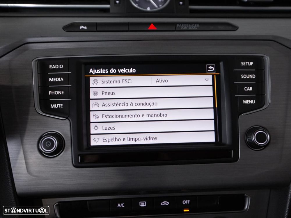 VW Passat Variant - 20