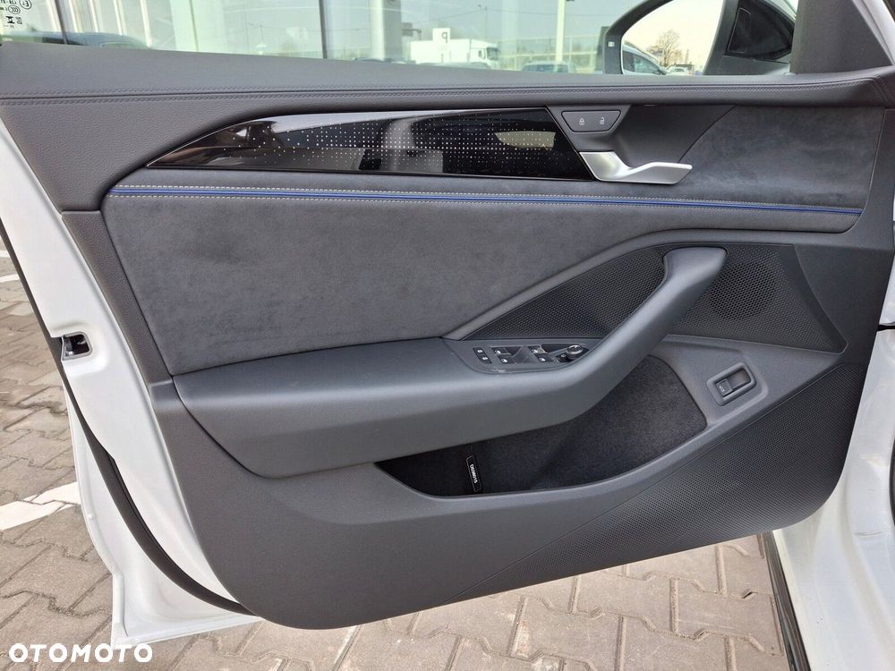 Volkswagen Passat - 11