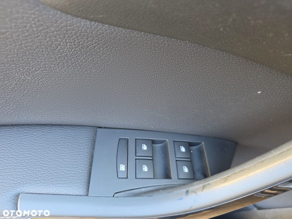 Opel Astra 1.6 CDTI DPF ecoFLEX TourerStart/Stop Edition - 25