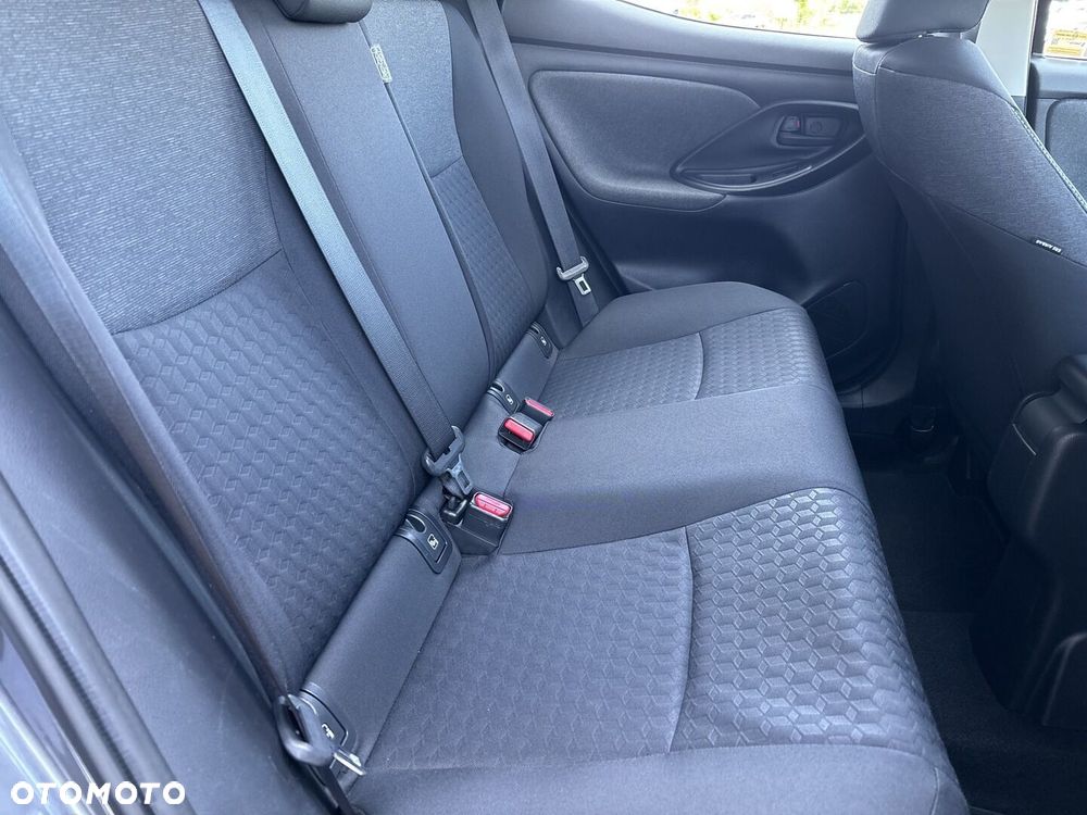 Toyota Yaris - 8